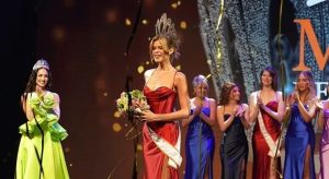 Mujer transgénero gana el título de Miss Holanda y competirá en el Miss Universo