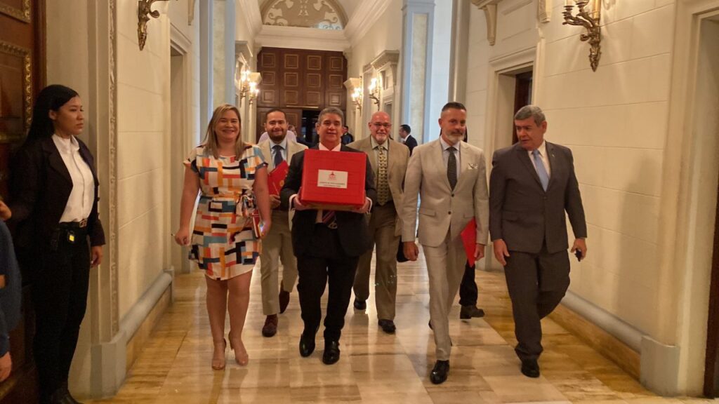 Jorge Rodríguez aseguró que "nunca se había logrado un consenso tan pleno para elegir al nuevo CNE"