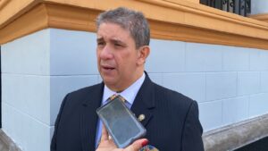 Correa: oposición engaña con primarias