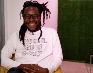 Cantante James Lakay denuncia racismo en famoso local de Altamira ❌????????