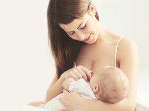 Lactancia materna blinda la salud de los chamitos