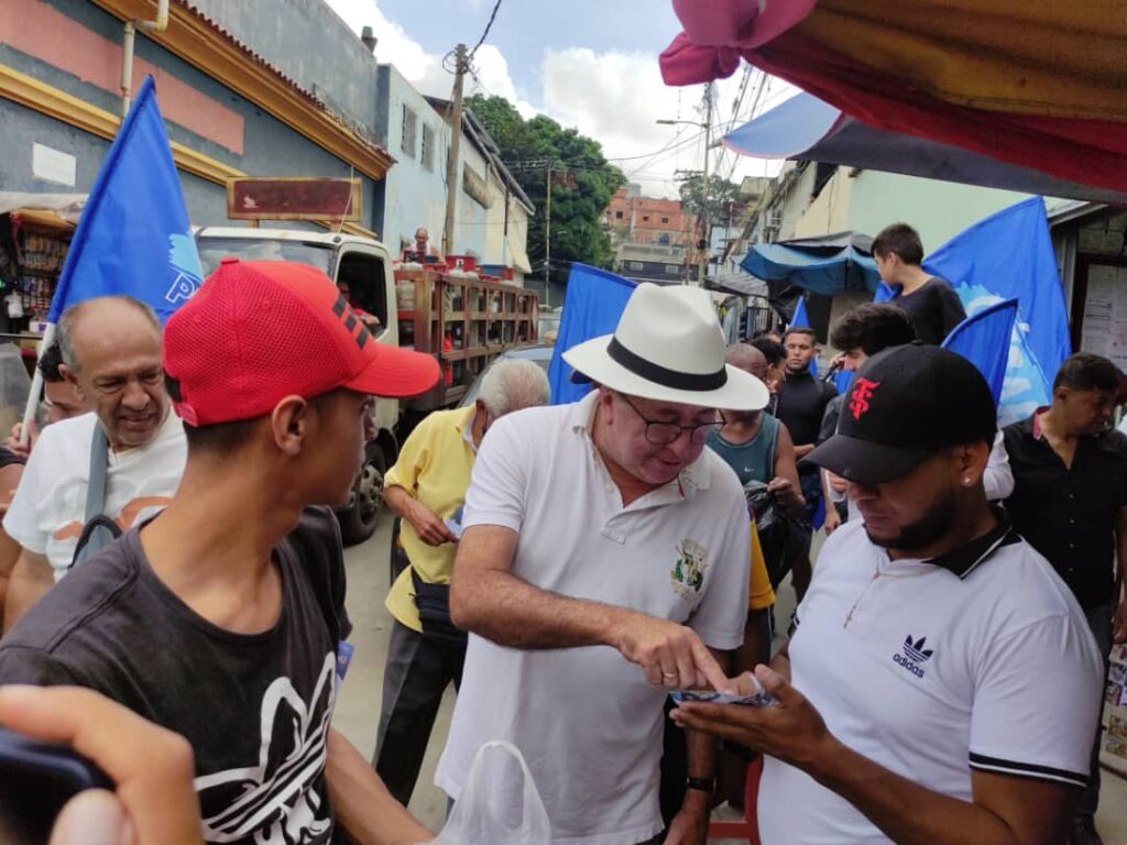 Pérez Vivas asegura desde Antímano que derrotará a Maduro "voto a voto"