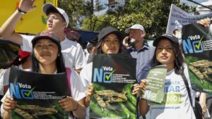 Histórico referéndum detiene explotación petrolera en Amazonia ecuatoriana
