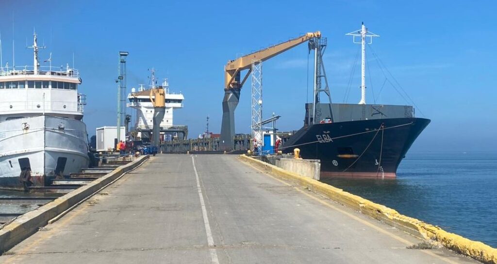 Puertos de Sucre inició operaciones con exportación de 8 mil toneladas