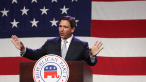DeSantis promete "cortar gargantas" desde el primer día si queda electo presidente de EE.UU.