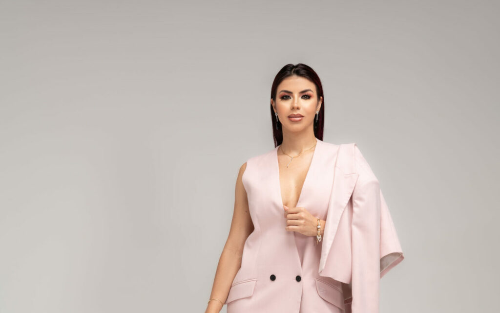 Izamar Mora inició este miércoles su primer Podcast siendo pionera en hablar de la Salud Holística