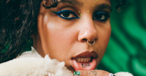 La reacción de Tokischa cuando una mujer evangélica quiso predicarle