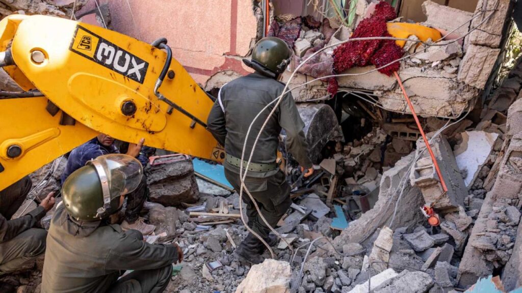 Suben a 2.122 el número de muertos por el terremoto en Marruecos