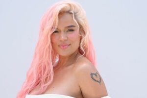 La tonificada silueta de Karol G sigue dando de qué hablar