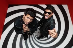 Abraham Mateo y Sebastián Yatra se preguntan "XQ Sigues Pasando? :(“ ☹️????