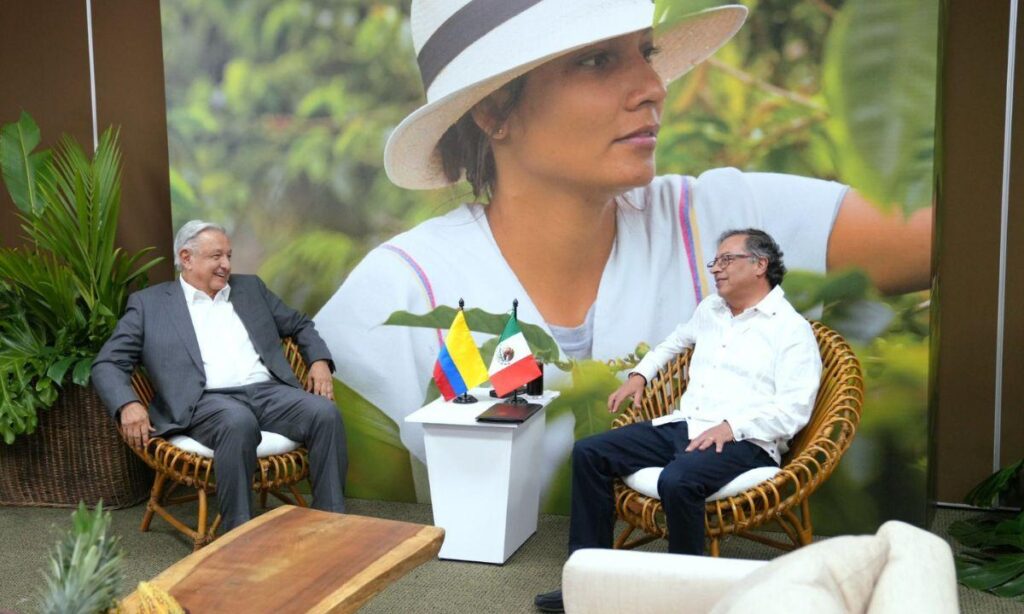 Presidente Petro recibió a López Obrador en Cali