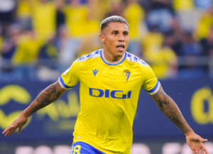 Darwin Machís con doblete