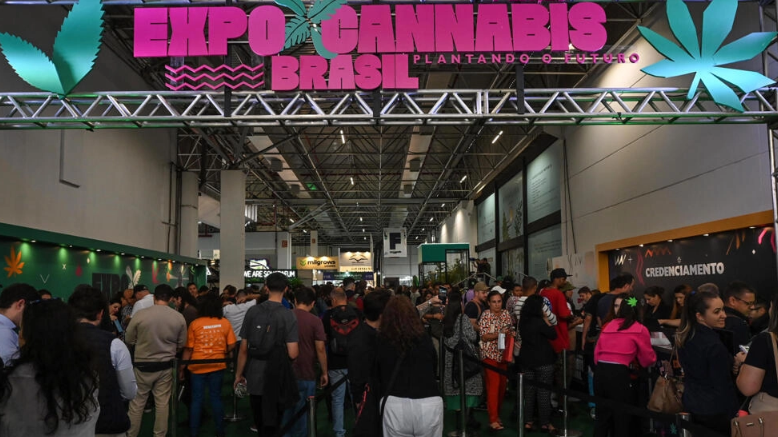 "ExpoCannabis" Primera exposición en Brasil en medio del debate sobre la marihuana