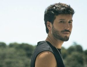Sebastián Yatra estrenó “Energía bacana”, ¿una canción dedicada a Aitana? ????????