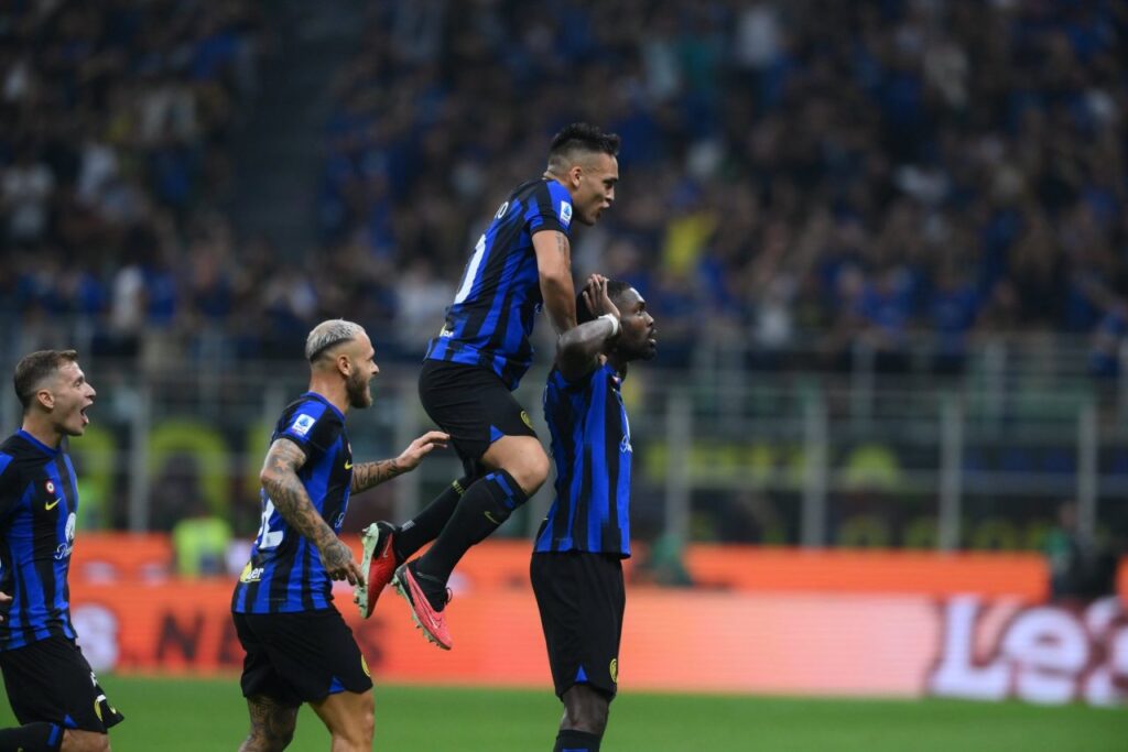 El Inter goleó al A.C. Milan 5-1 en el "Deby della Madonnina"