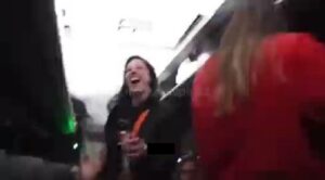 Salió a la luz nuevo video de Luis Rubiales y Jenni Hermoso durante la celebración en el autobús