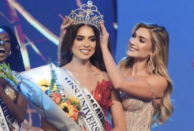 María Camila Avella es la primera mujer casada y con hijos en ganar el certamen Miss Universe Colombia