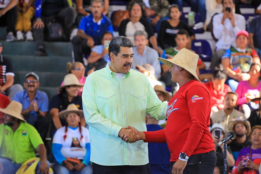 Gobierno venezolano aprobó fondo para financiar a campesinos y pescadores por US$5,06 millones