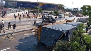 Ascendió a 6 el número de fallecidos por el aparatoso accidente en La Guaira