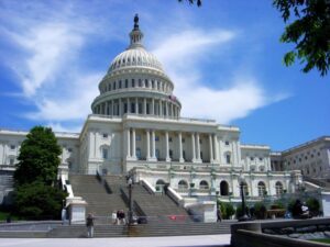 Congreso de EEUU aprueba medida para mantener el Gobierno abierto 45 días