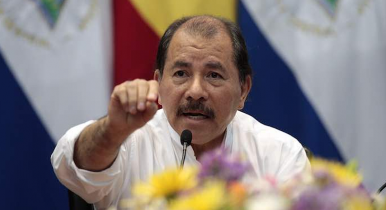 Daniel Ortega llama traidor a Petro y Pinochet a Boric