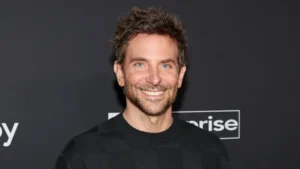 Bradley Cooper aparece por sorpresa en el estreno de 'Maestro' en el Festival de Cine de Nueva York