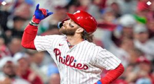 Filadelfia a punta de jonrones pegó primero en la Serie de Campeonato de la Liga Nacional