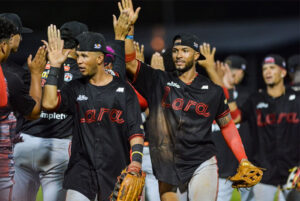 Cardenales de Lara mantiene su invicto y Magallanes gana su primer juego