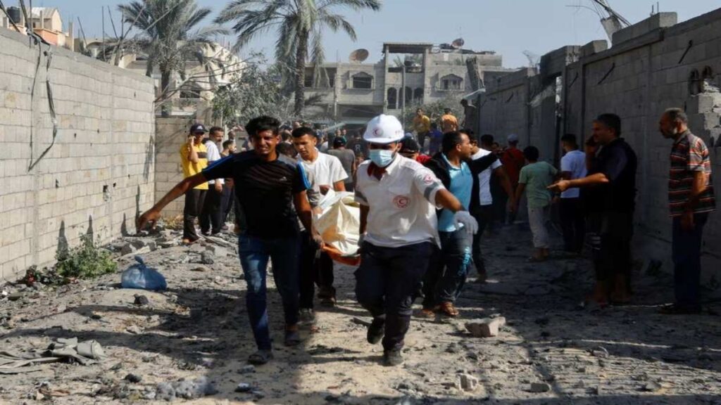 Aumenta a más de 6.500 la cifra oficial de muertos en Gaza, entre ellos 2.700 niños