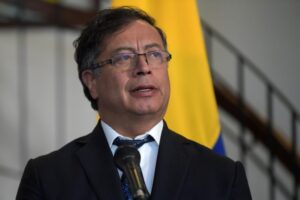 Gustavo Petro amenaza con suspender relaciones con Israel