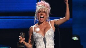 Karol G es la triunfadora absoluta de los Billboard 2023