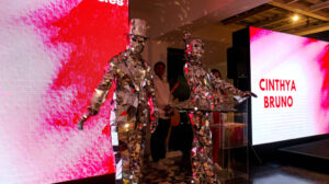 Kores presentó su nueva imagen bajo el lema "Libera tus ideas"