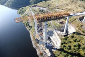 Camilo Ibrahim Issa - Manual del Ingeniero Civil: Gu&iacute;a para el Dise&ntilde;o de Puentes y Normas T&eacute;cnicas Complementarias