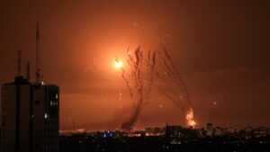 Más de 900 muertos en Israel y 560 en Gaza en la guerra con las milicias