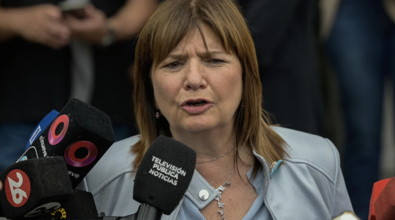 Patricia Bullrich anuncia su apoyo a Javier Milei para el balotaje en Argentina