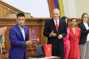 Gobierno venezolano entregó proyecto de Presupuesto Nacional 2024