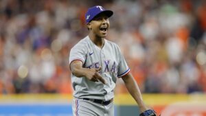 Rangers de Texas ganan a los Astros de Houston y ponen la Serie 2-0