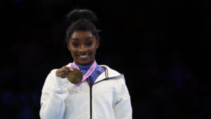 Simone Biles no encuentra su techo y ya es la gimnasta más laureada de la historia
