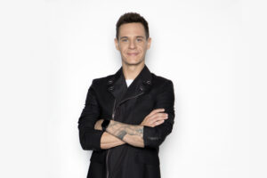 Telecinco enfrentará a famosos contra estudiantes de colegio en su nuevo concurso con Christian Gálvez