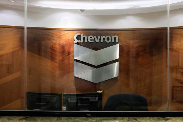 Chevron suministra combustibles a PDVSA en expansión de intercambio petrolero