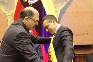 Daniel Noboa asume la presidencia de Ecuador