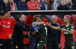 El Girona sigue Líder