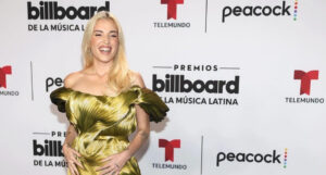 Elena Rose estrena nuevo tema: "CARACAS EN EL 2000"