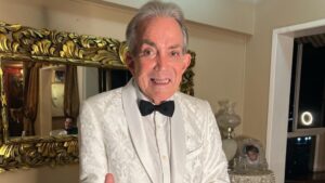 La Orquídea dejó como la guayabera a Gilberto Correa