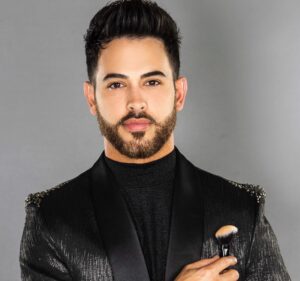 Miguel Crespo destaca por segundo año como maquillador del Miss Universo 💄👑