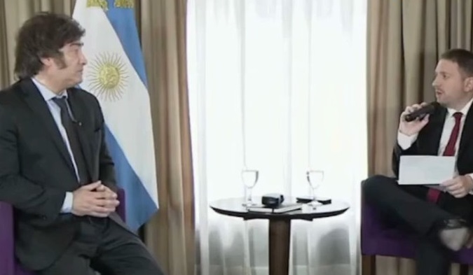 Javier Milei respondió al presidente Nicolás Maduro tras ser tildado como neonazi