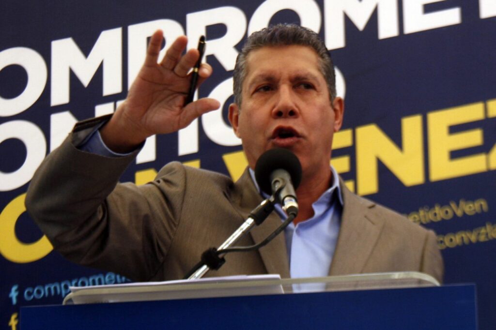 Henri Falcón también confirma que irá a votar en defensa del Esequibo