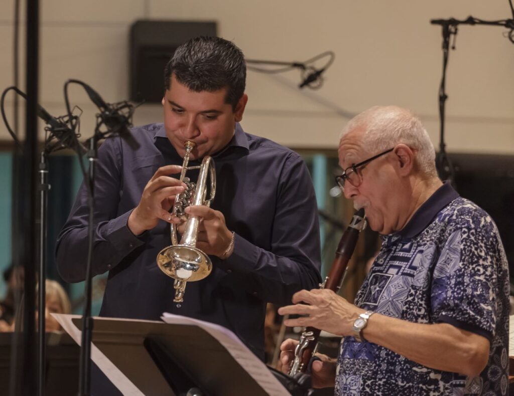 El disco solista de Pacho Flores, "Estirpe", obtiene el Grammy Latino a la Mejor Composición Clásica Contemporánea