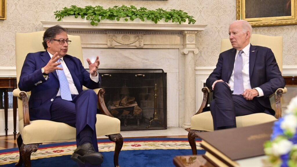 Petro advierte a Biden que no se puede "seguir permitiendo la masacre" de Israel contra Palestina