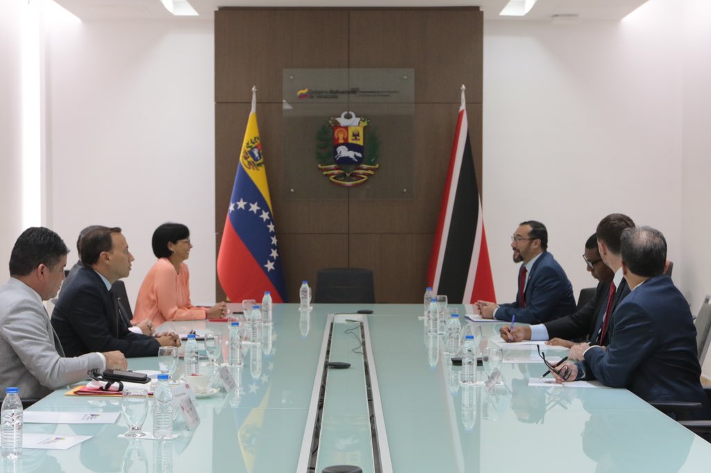 Venezuela y Trinidad y Tobago estudian el fortalecimiento de su cooperación energética